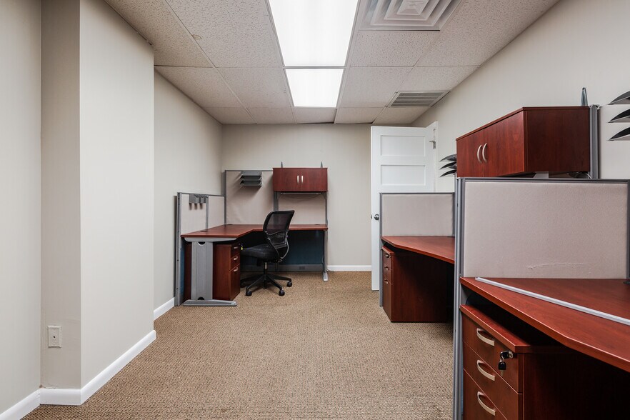 More Photos Of Hwy 50 or Tipton Street, Seymour Office For Sale
