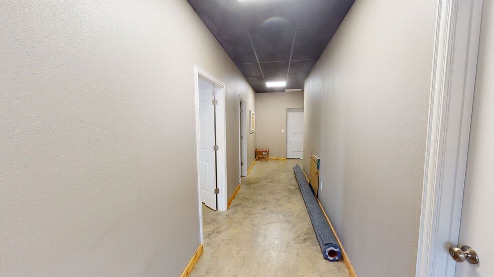 More Photos Of 1215 NW 1st Plz, Andrews Restaurant For Sale