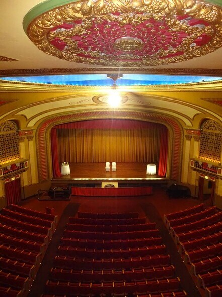 More Photos Of 1329-1335 119th St, Whiting Movie Theatre For Lease