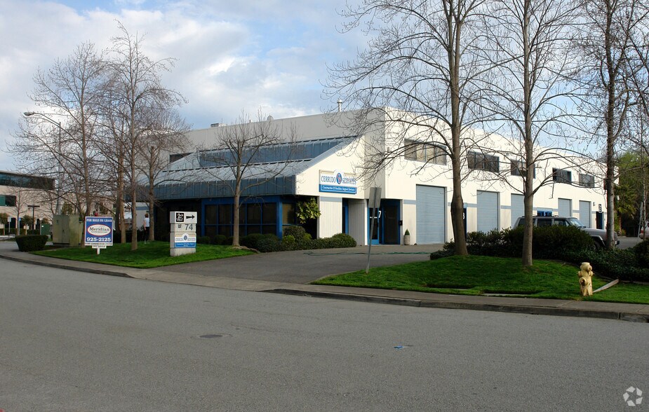 More Photos Of 74 Digital Dr, Novato Warehouse For Sale