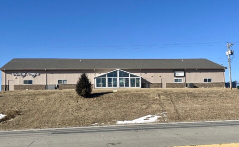 Primary Photo Of 13633 S 217th St, Gretna Light Distribution For Lease