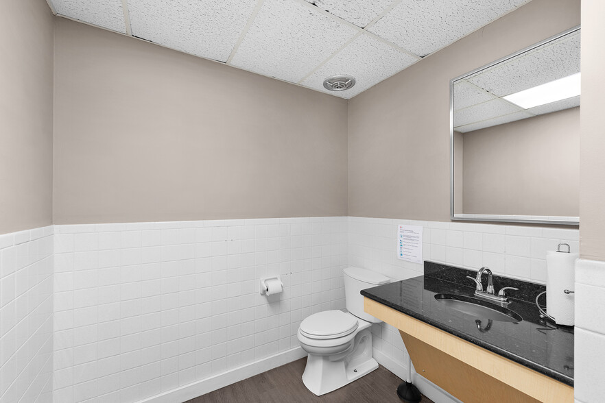 More Photos Of 57 Directors Row, Jackson Office For Sale