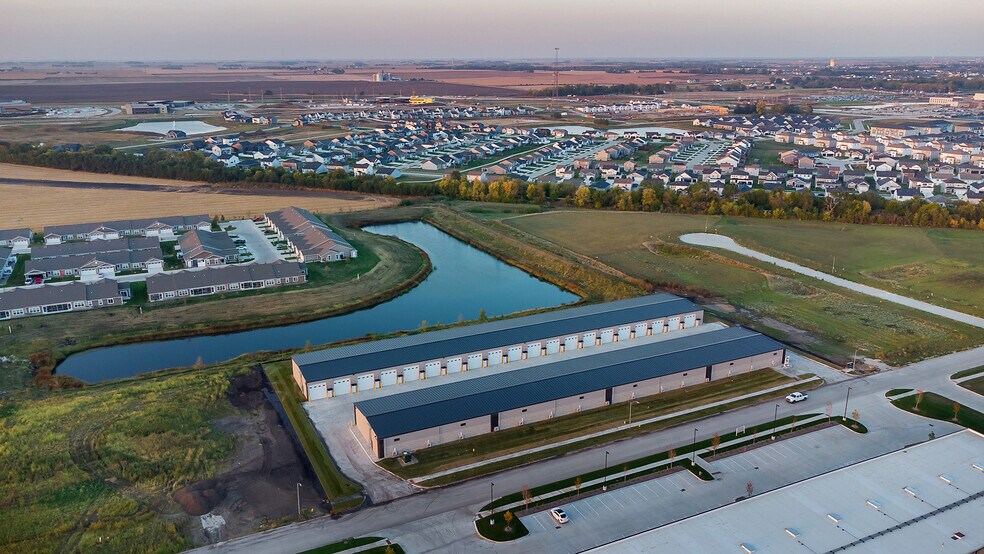 More Photos Of 1575 NW Gettysburg Ln, Waukee Flex For Sale