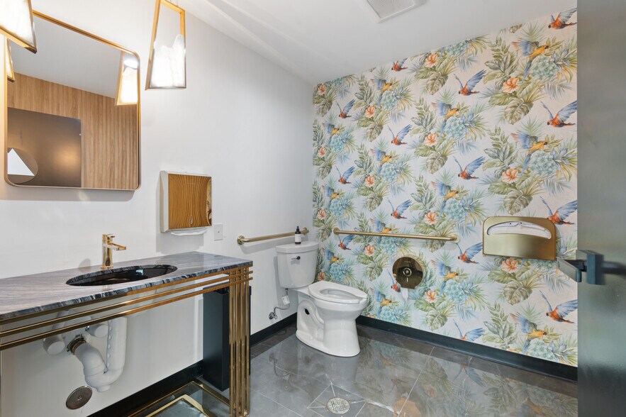 More Photos Of 1500 7th St, San Francisco Coworking Space