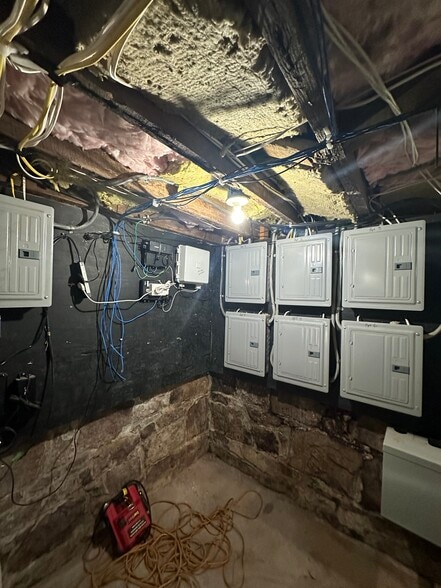 More Photos Of 84 Auburn St, Paterson Apartments For Sale