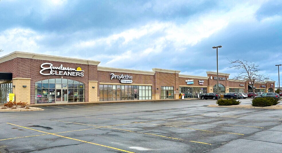 More Photos Of N162 Eisenhower Dr, Appleton Unknown For Lease