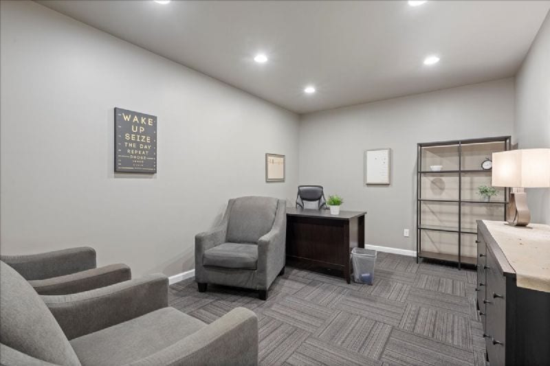 More Photos Of 523 W Sheridan Ave, Shenandoah Loft Creative Space For Sale