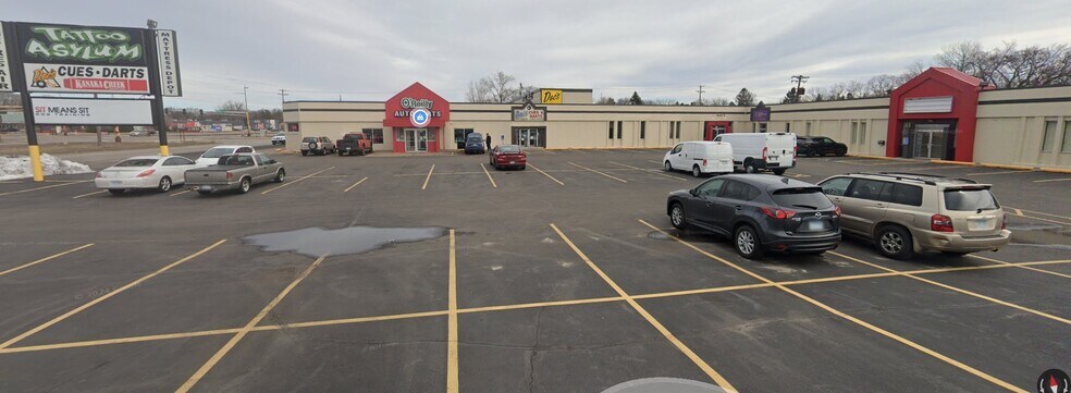 Primary Photo Of 8485 Plaza Blvd NE, Spring Lake Park Storefront For Lease