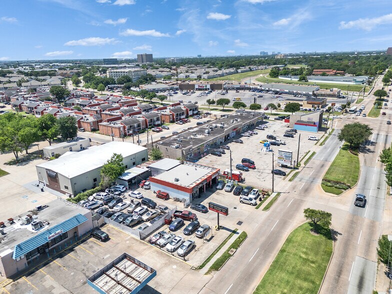 More Photos Of 10090 S Gessner, Houston General Retail For Sale