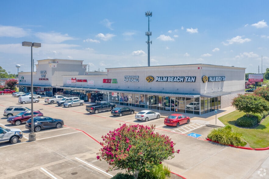 More Photos Of 9606-9638 Jones Rd, Houston Unknown For Lease