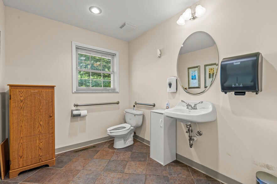 More Photos Of 4901 Central College Rd, Westerville Office Residential For Sale