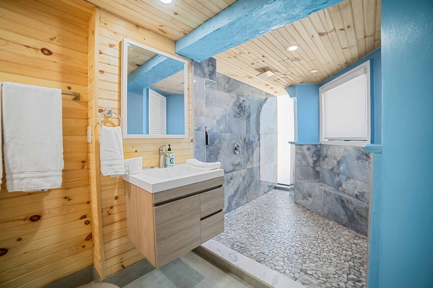 More Photos Of , Big Pine Key Unknown For Sale