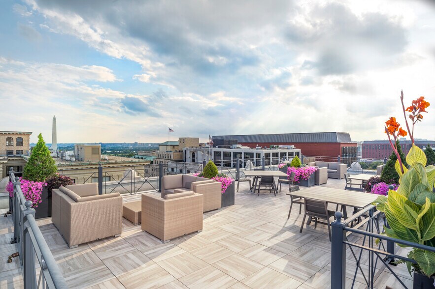 More Photos Of 805 15th St NW, Washington Office For Lease