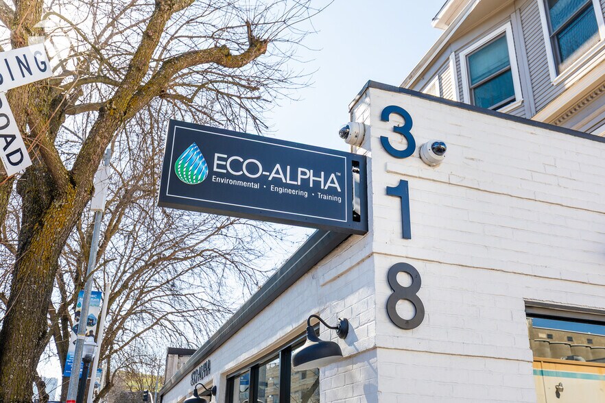 More Photos Of 318 12th St, Sacramento Storefront For Sale