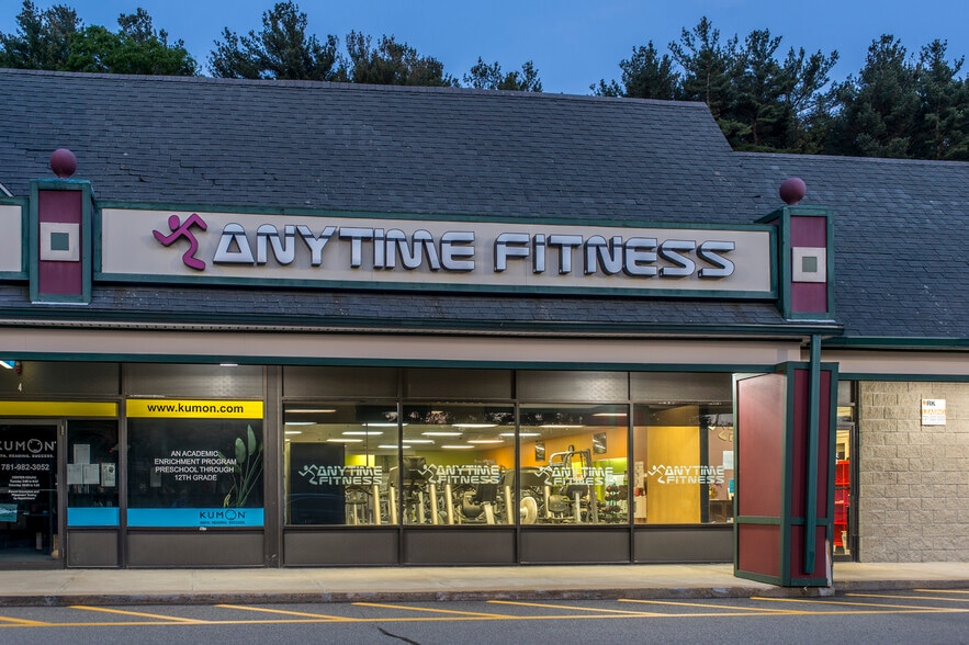 More Photos Of 187 Summer St, Kingston Unknown For Lease