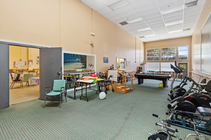 More Photos Of 1550 Steiner St, San Francisco Storefront Retail Office For Lease