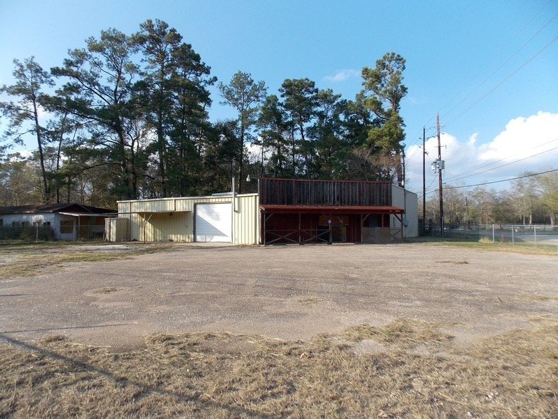 More Photos Of 1313 Magnolia Point Dr, Huffman Warehouse For Sale