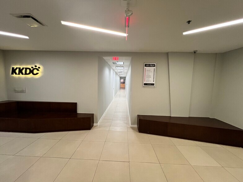 More Photos Of 400 Sylvan Ave, Englewood Cliffs Office For Lease