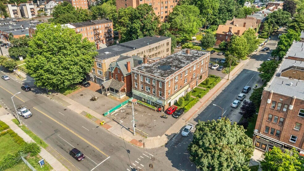 More Photos Of 264 Farmington Ave, Hartford Apartments For Sale