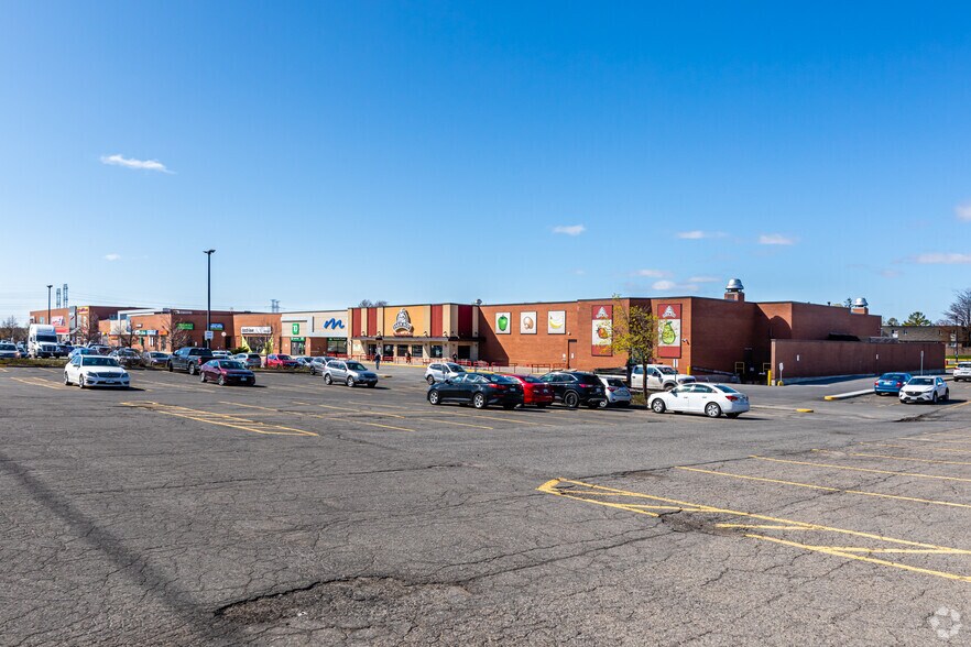 More Photos Of 1642 Merivale Rd, Ottawa Unknown For Lease