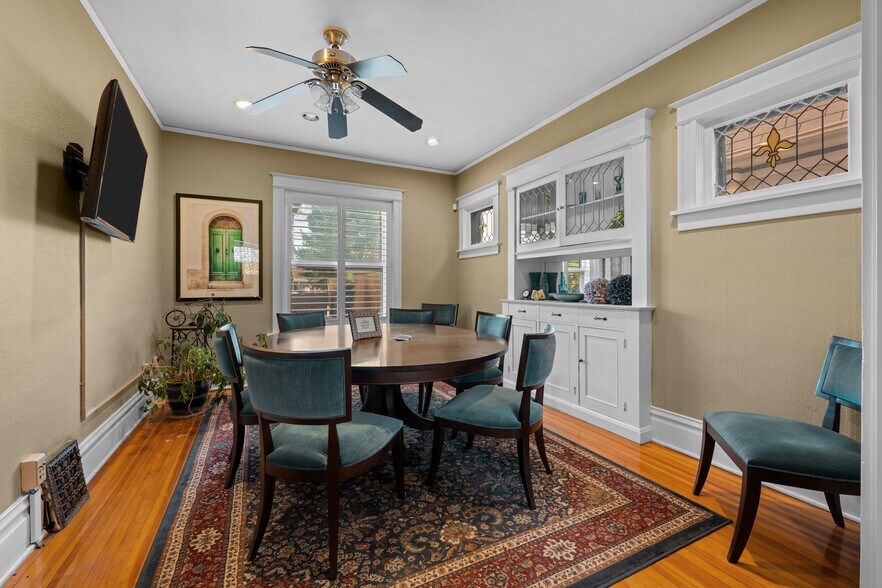 More Photos Of 562 N Ogden St, Denver Office For Sale