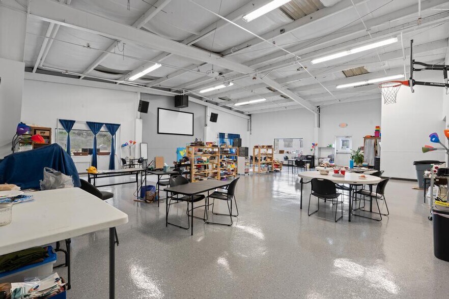 More Photos Of 171 Racetrack Rd, McDonough Daycare Center For Sale