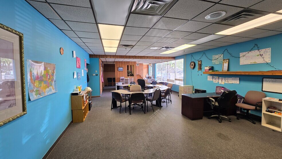 More Photos Of 17704-17718 Oak Park Ave, Tinley Park Office For Sale