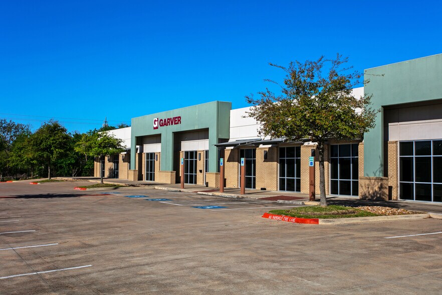 More Photos Of 402 Harvey Mitchell Pky, College Station Office For Sale