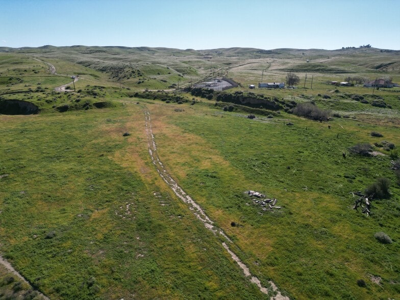 More Photos Of 13100 Oilfields Rd, Bakersfield Land For Sale