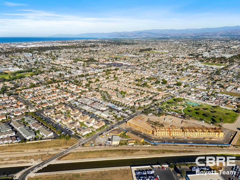 More Photos Of 5690 Cypress Rd, Oxnard Apartments For Sale