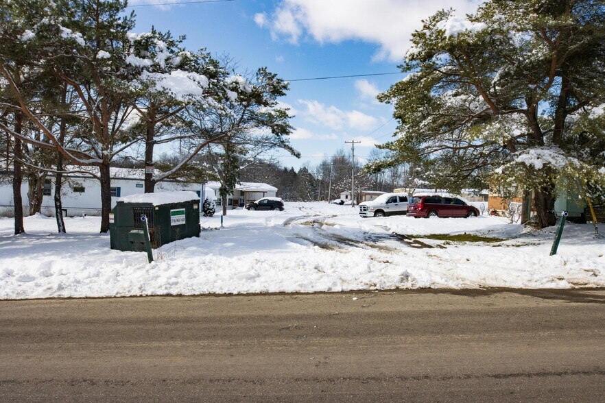 More Photos Of 1141 Wellman rd, Ashville Manufactured Housing Mobile Home Park For Sale
