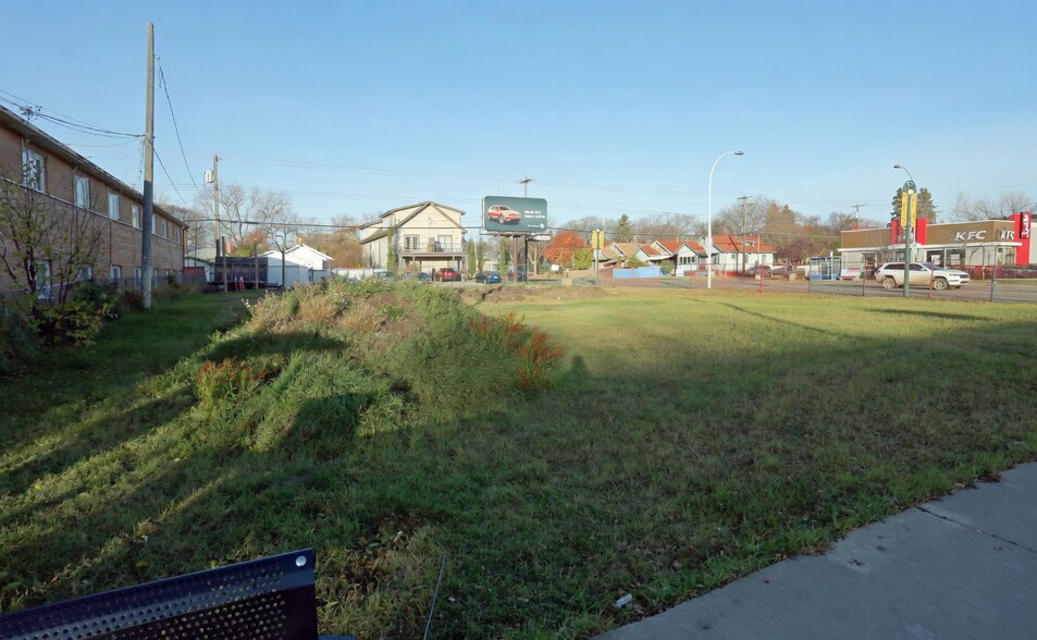 More Photos Of 11042 124th St NW, Edmonton Land For Lease