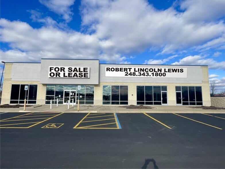 Primary Photo Of 5901 Brockway Rd, Saginaw Freestanding For Sale