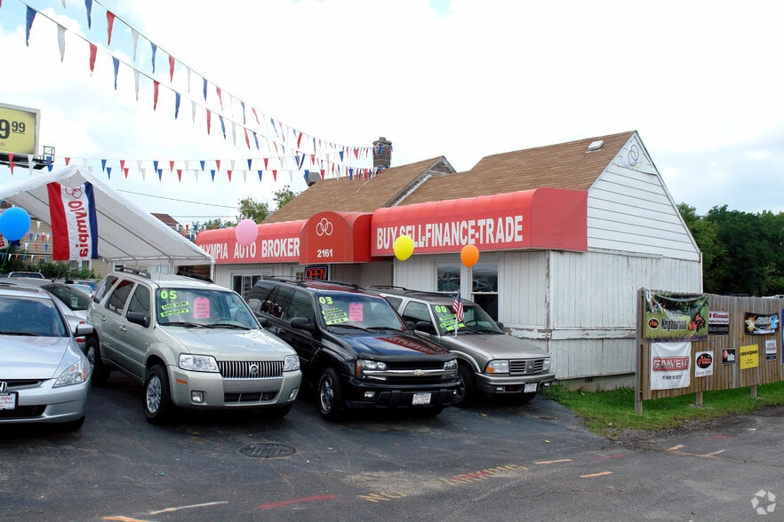 More Photos Of 2161 N Rand Rd, Palatine Auto Dealership For Sale