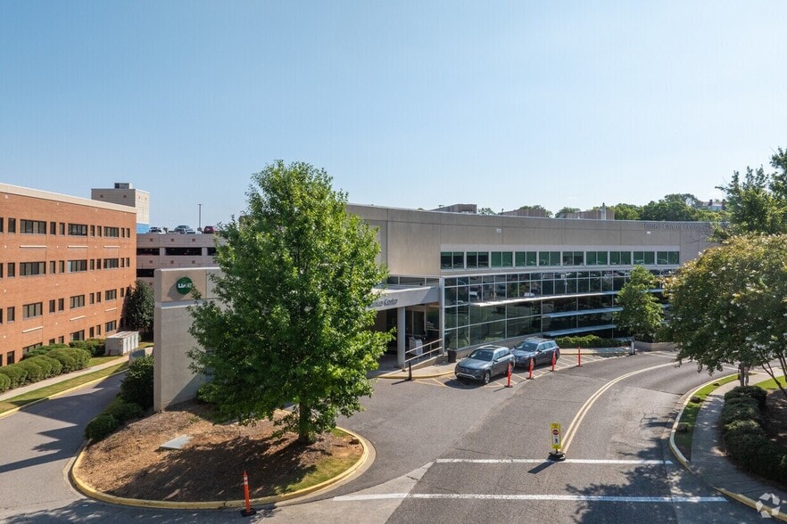 More Photos Of 2728 10th Ave S, Birmingham Medical For Lease