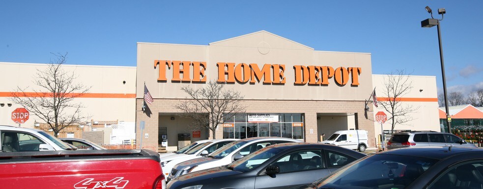 Primary Photo Of 43 Hutton Ave, Nanuet Unknown For Lease