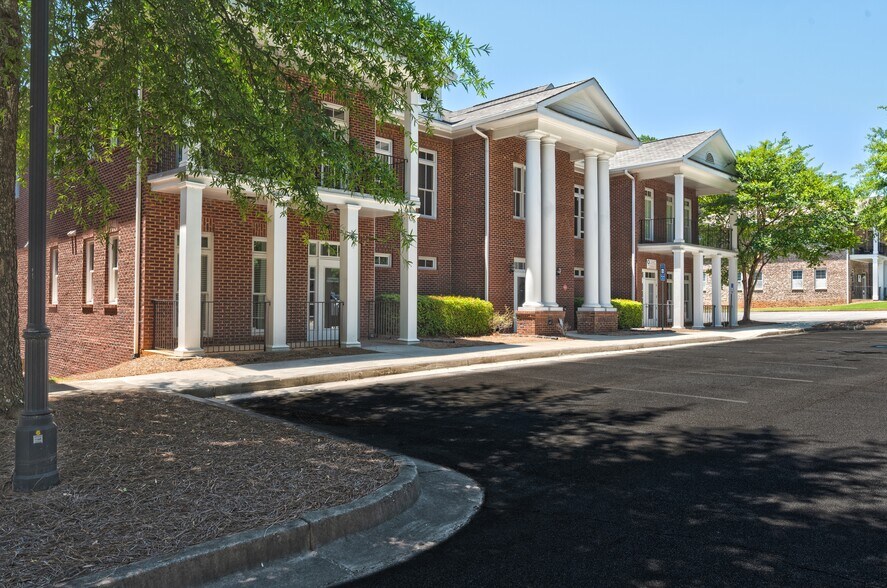 More Photos Of 11600 Atlantis Pl, Alpharetta Medical For Lease