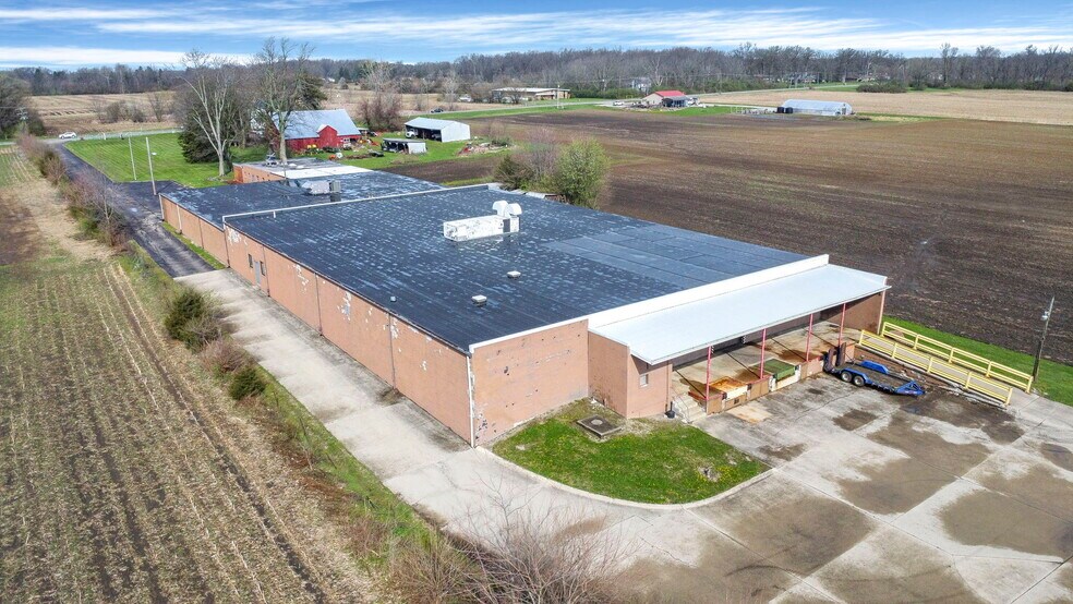 More Photos Of 4220 Springfield-Jamestown Rd, Springfield Warehouse For Lease