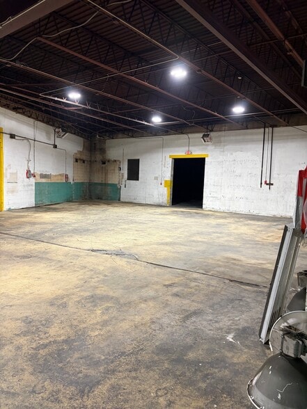 More Photos Of 225 E Madison Ave, Clifton Heights Warehouse For Sale