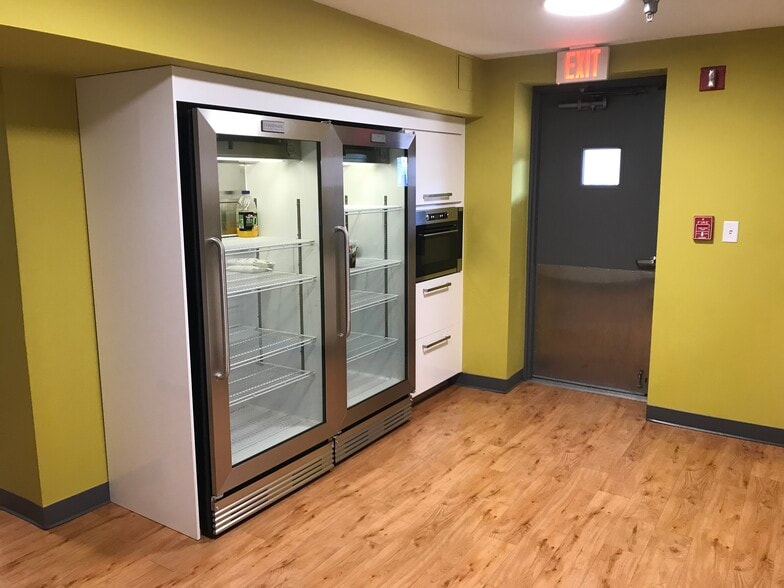 More Photos Of 1734 Maryland Ave, Baltimore Office For Lease