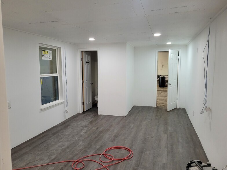 More Photos Of 4714 Nuckols Crossing Rd, Austin Warehouse For Lease