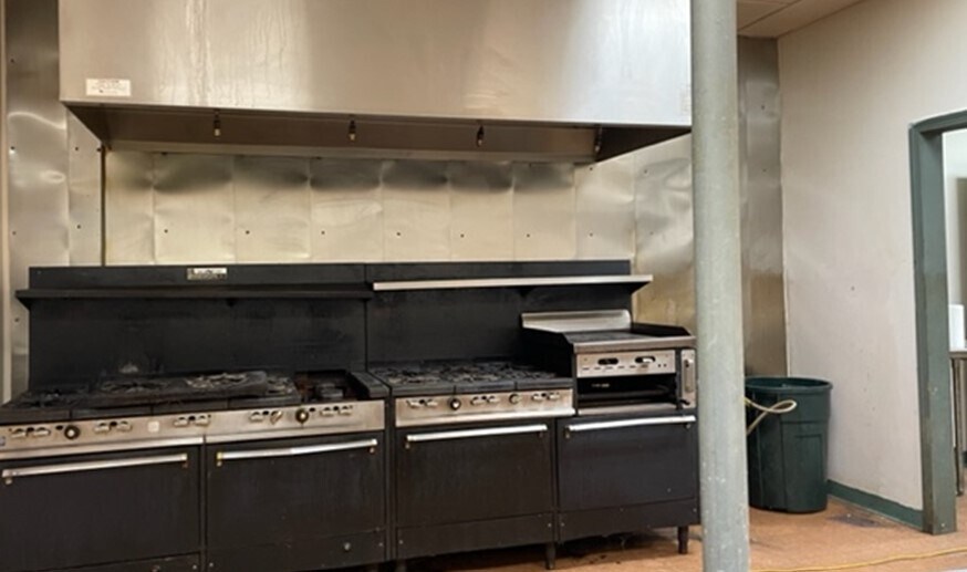 More Photos Of 5234 Southern Blvd, Boardman Flex For Lease