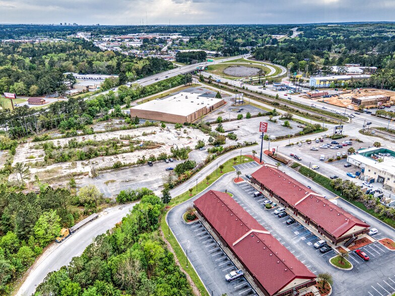 More Photos Of 7422, Columbia Land For Sale