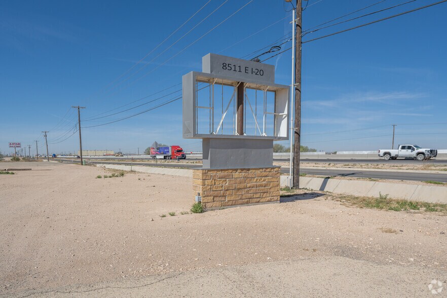 More Photos Of 8511 W Interstate 20, Midland Warehouse For Lease
