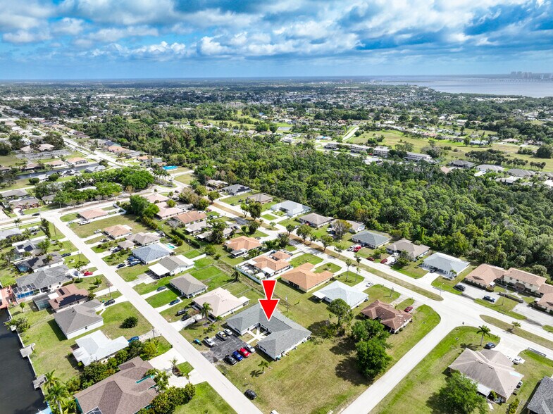 More Photos Of 937 SE 23rd Pl, Cape Coral Apartments For Sale