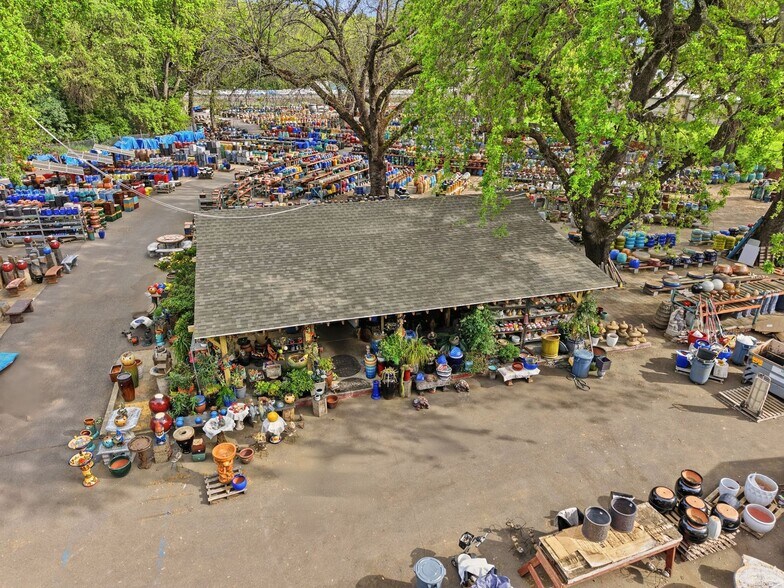 More Photos Of 5930 Cherry Glen Rd, Vacaville Garden Center For Sale