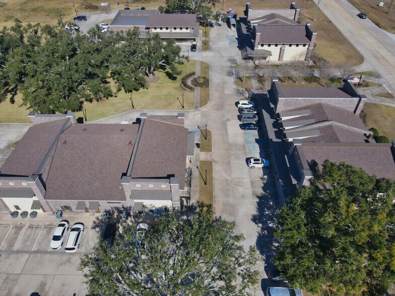 More Photos Of 5656 Nelson Rd, Lake Charles Unknown For Lease