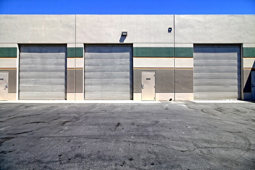 More Photos Of 1891 Goodyear Ave, Ventura Manufacturing For Lease