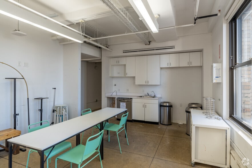 Photo of 25th Floor Ste 2500