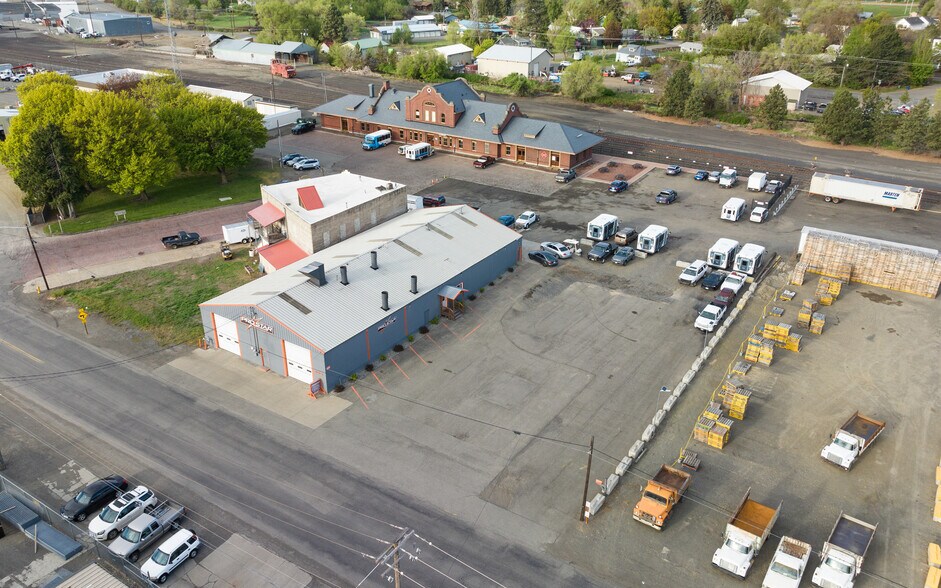 More Photos Of 303 N Wenas St, Ellensburg Service For Lease